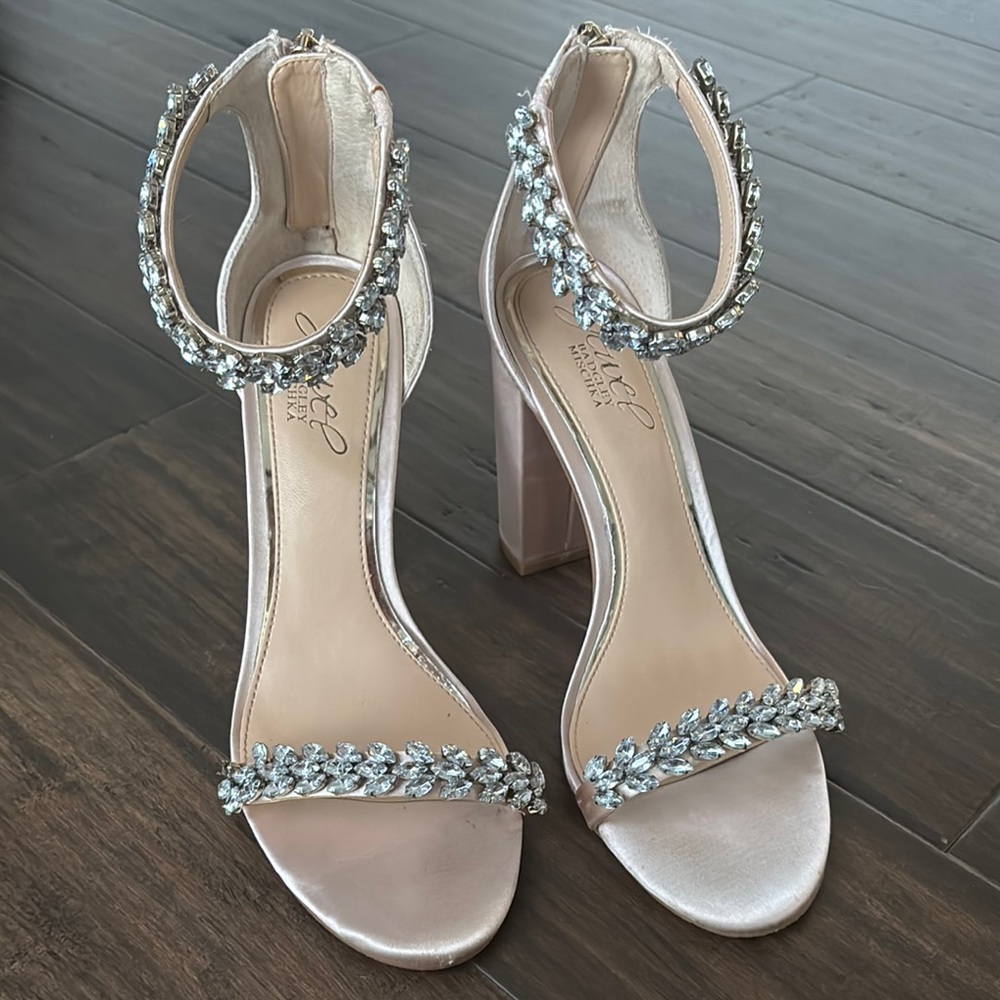 Jewel Badgley Mischka Pink Heels with Crystal Accents